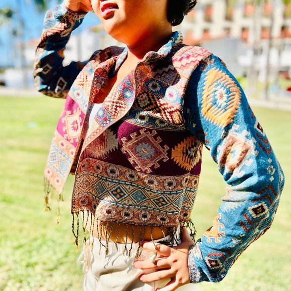Cropped Aztec Jacket - Picture 3 of 3